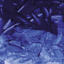 Ultramarine blue red shade